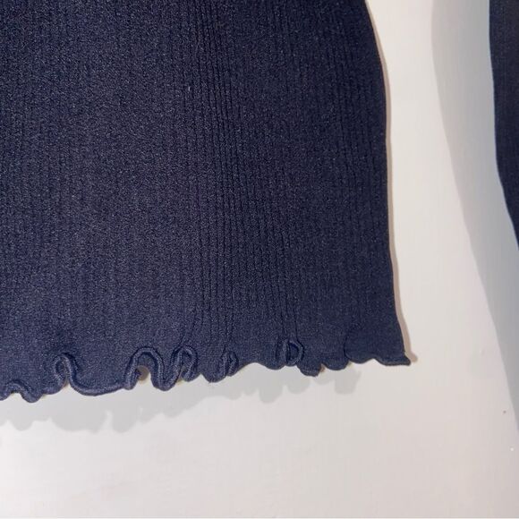 Free People Intimately Black Lettuce-Edge Crop Long Sleeve Top XS/S - Picture 5 of 6